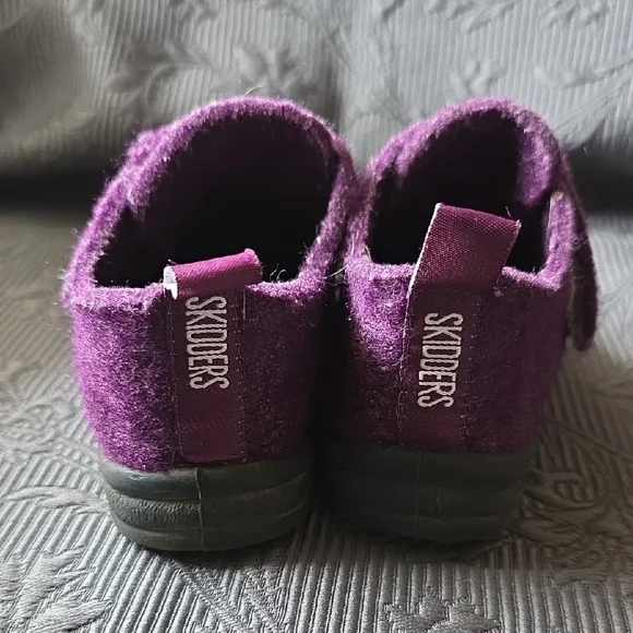 Cozy Purple Skidders Shoes - Picture 2 of 4